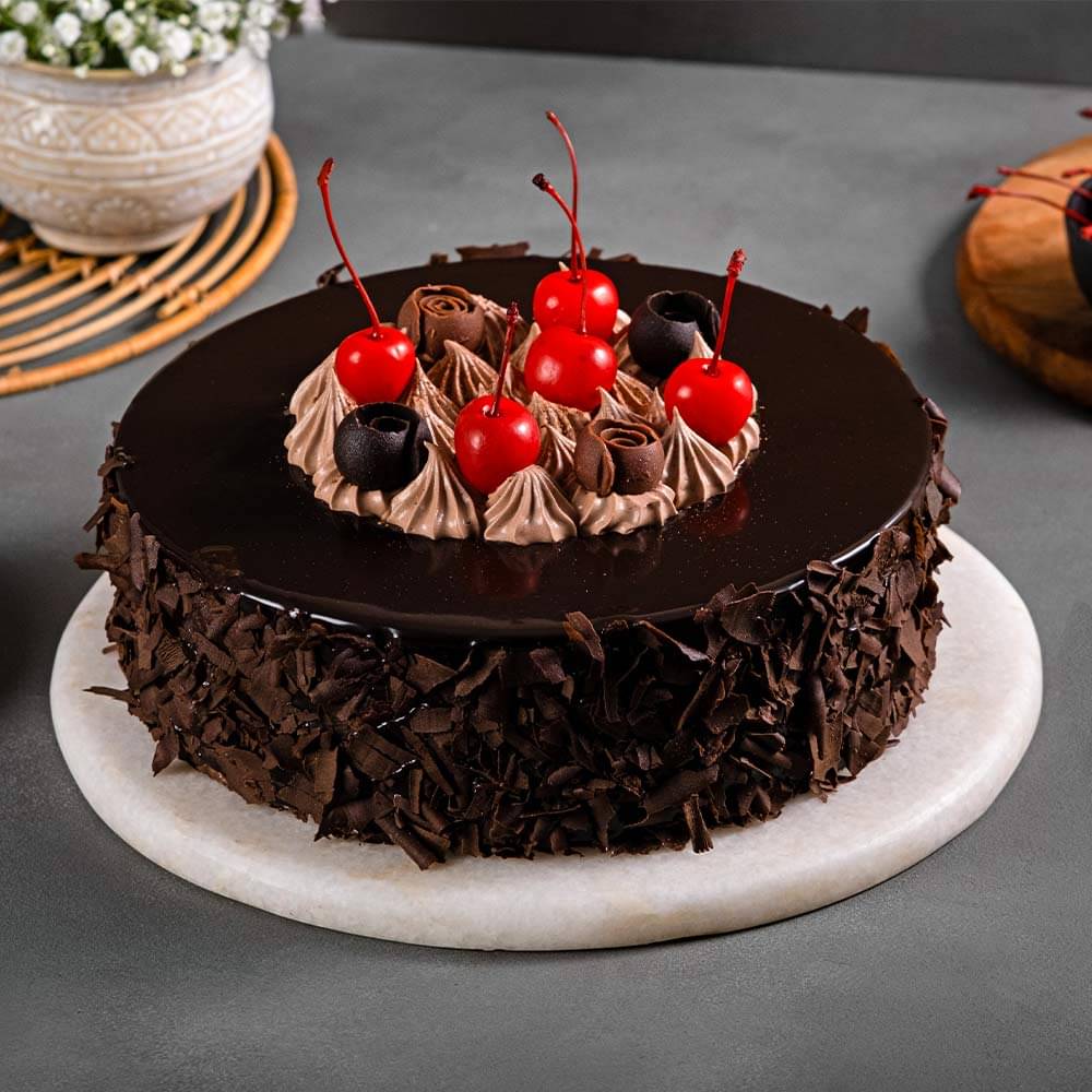 7 Gorgeous Black Forest Cake Designs, From Classic To Modern