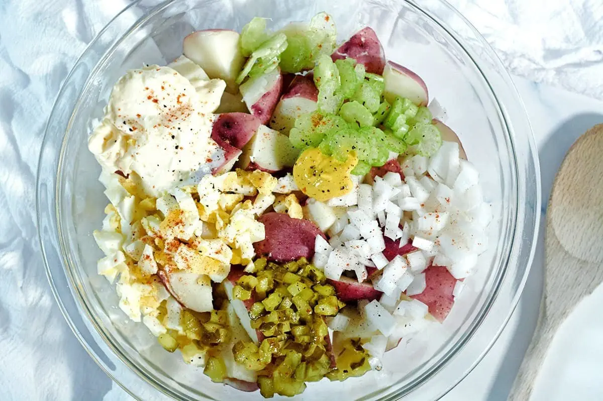 Where Can You Find the Best Ensalada de Papa y Huevo Near Me? 